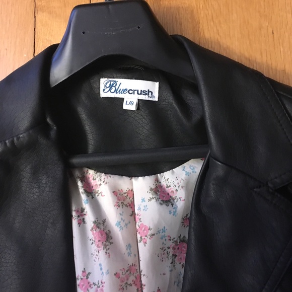 Faux leather black jacket - Picture 3 of 3